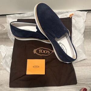 NWOT Tod's Men's Dark Blue Suede Loafers